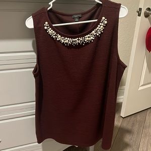 Ann Taylor factory burgundy heavyweight tank with pearl accent neckline